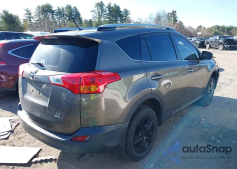 2013 Toyota Rav4 Le z USA, uszkodzony, nr VIN JTMBFREV9D5009241